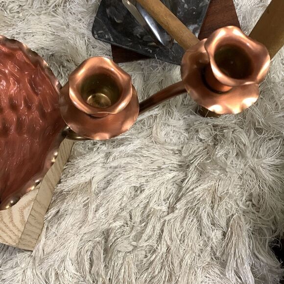 Vintage Gregorian USA Hammered Copper Centerpiece Bowl With 4 Candle Holders - Picture 7 of 16